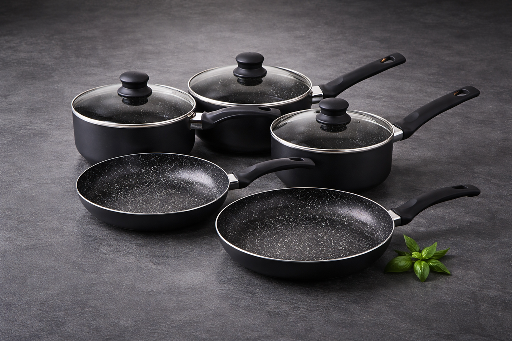 8 Piece Aluminium Cookware Set – Black Marble Effect Non-Stick, Induction Base, 16CM 18CM 20CM Saucepans with Lids, 20CM & 24CM Frying Pans – Matt Black, 2.5MM, Silicone Handles