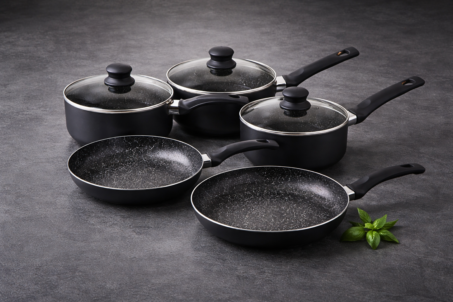 8 Piece Aluminium Cookware Set – Black Marble Effect Non-Stick, Induction Base, 16CM 18CM 20CM Saucepans with Lids, 20CM & 24CM Frying Pans – Matt Black, 2.5MM, Silicone Handles